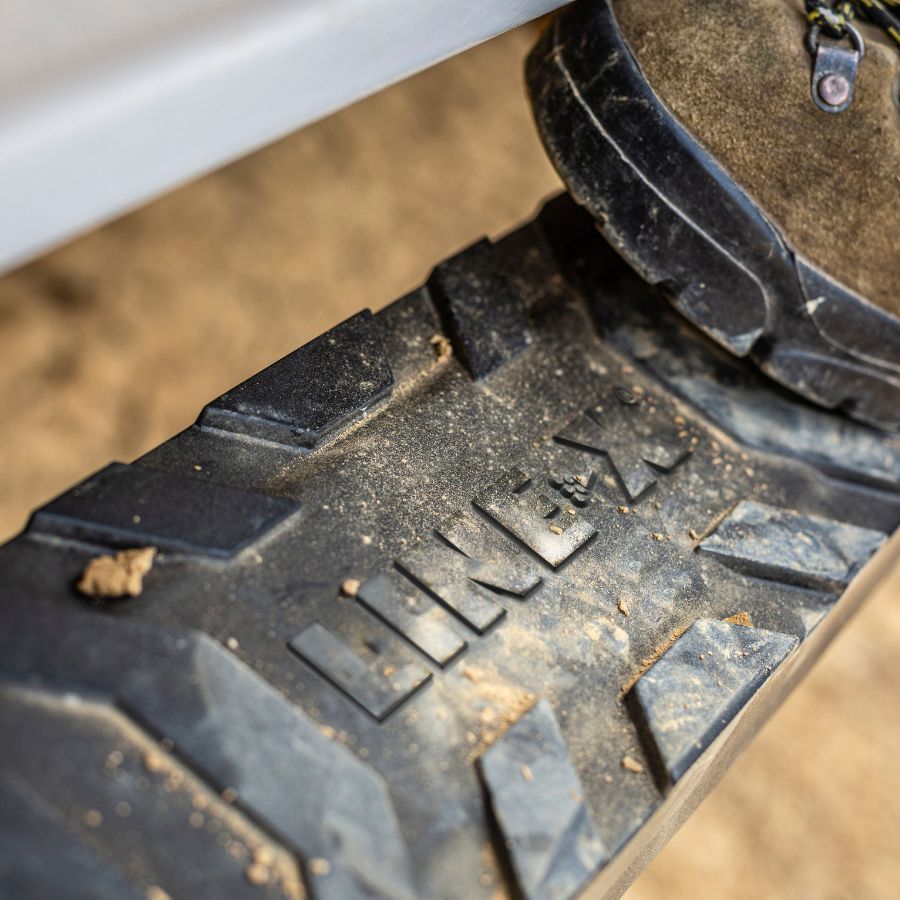 Spray-On Bedliners | Vehicle Accessories & Customization | LINE-X